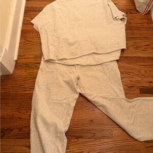 Cozy Women's Light Gray Sweatshirt